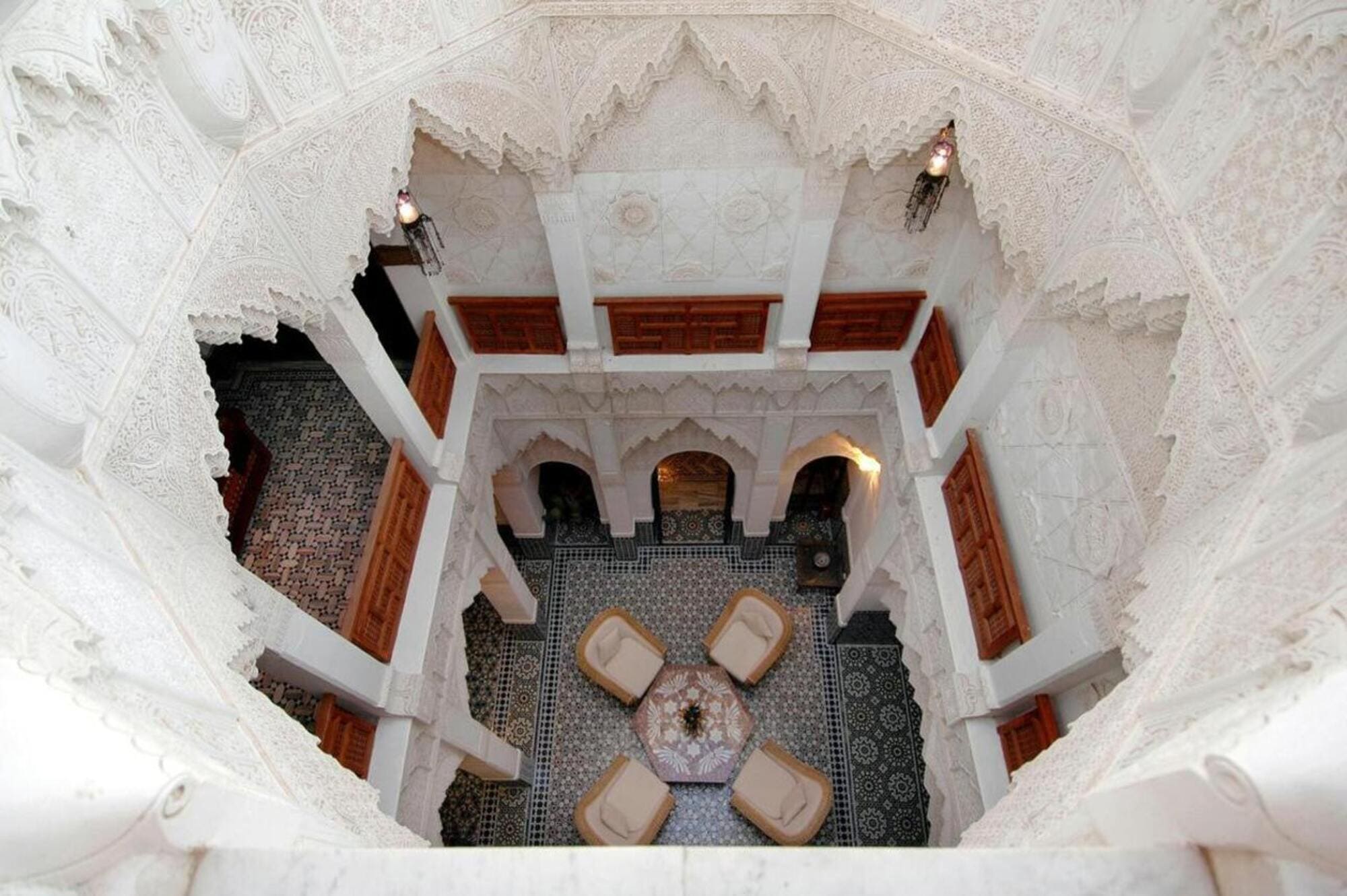 Exploring the Fusion of Islamic and Art Deco Styles in Moroccan Architecture